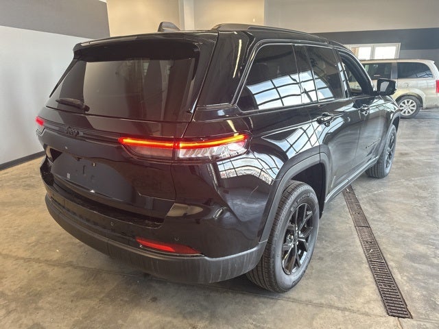 2024 Jeep Grand Cherokee Altitude X 4x4