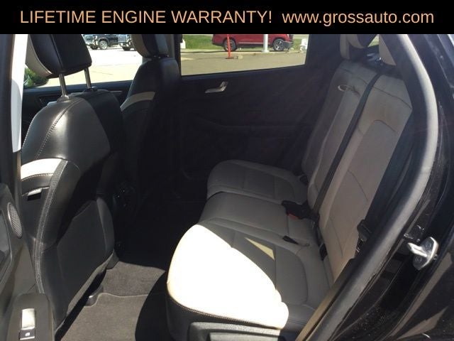 2021 Ford Escape Titanium