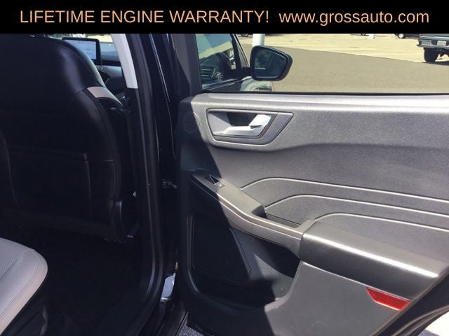 2021 Ford Escape Titanium