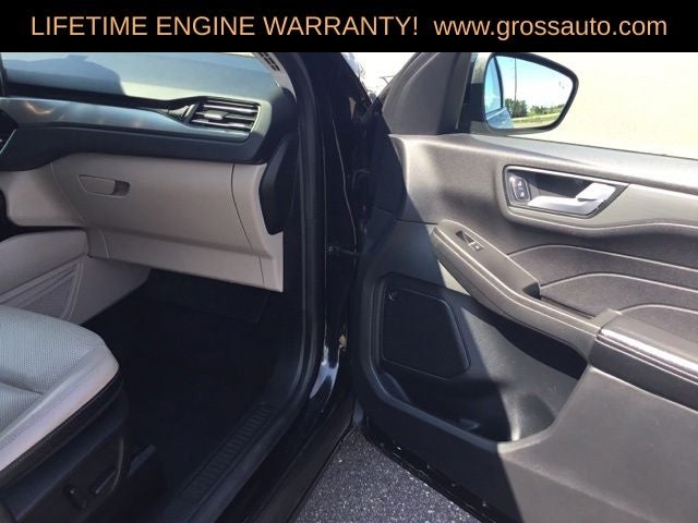 2021 Ford Escape Titanium