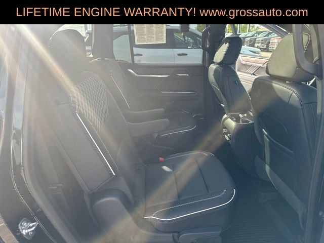 2025 GMC Acadia Denali