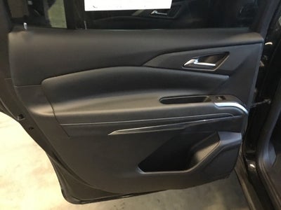 2025 Chevrolet Traverse AWD LT