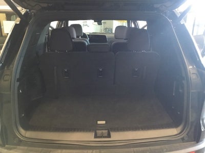 2025 Chevrolet Traverse AWD LT