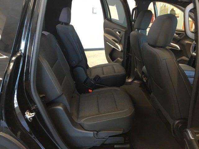 2025 Chevrolet Traverse AWD LT