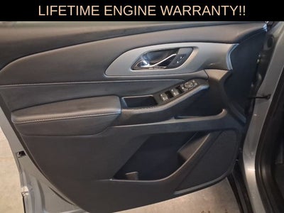 2023 Chevrolet Traverse LT Cloth w/2FL