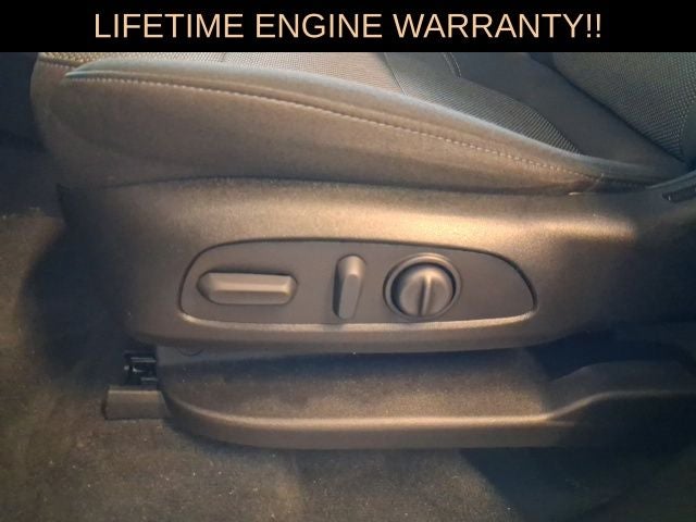 2023 Chevrolet Traverse LT Cloth w/2FL