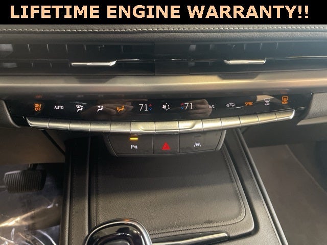 2024 Cadillac XT4 AWD Premium Luxury