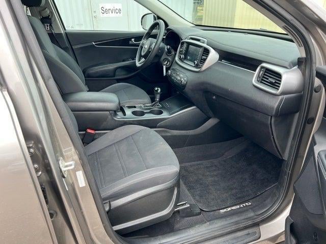 2018 Kia Sorento LX