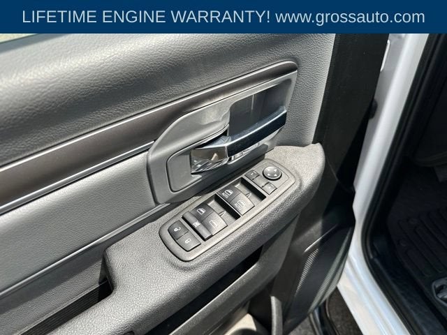 2022 RAM 1500 Classic SLT
