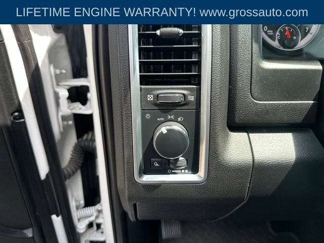 2022 RAM 1500 Classic SLT