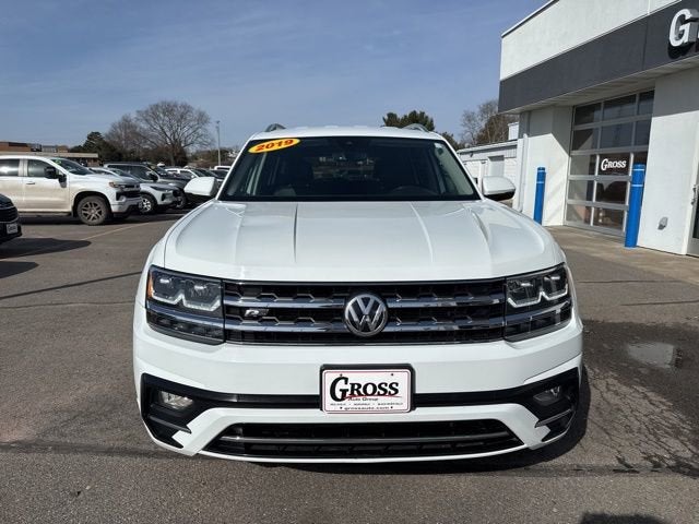 2019 Volkswagen Atlas 3.6L V6 SE w/Technology R-Line