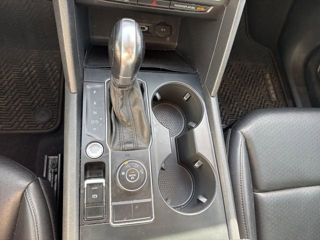 2019 Volkswagen Atlas 3.6L V6 SE w/Technology R-Line