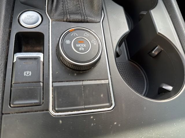 2019 Volkswagen Atlas 3.6L V6 SE w/Technology R-Line