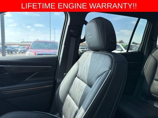 2025 Buick Enclave Avenir