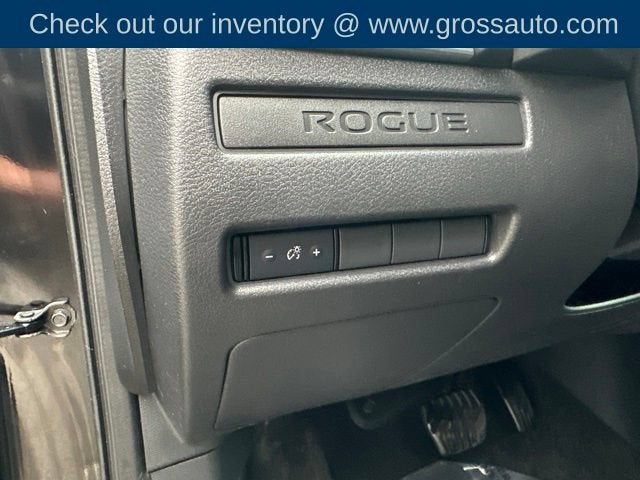 2022 Nissan Rogue S