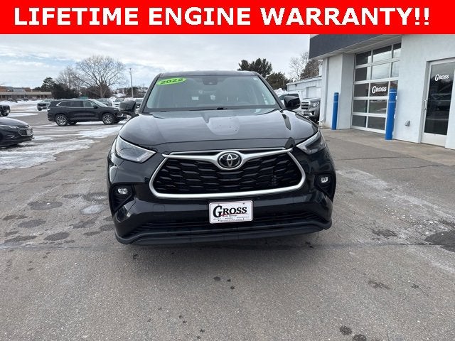 2022 Toyota Highlander LE