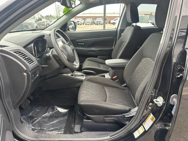 2024 Mitsubishi Outlander Sport S