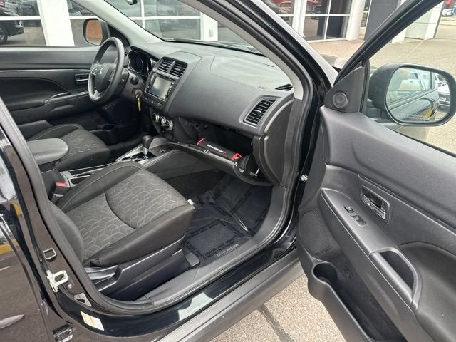 2024 Mitsubishi Outlander Sport S