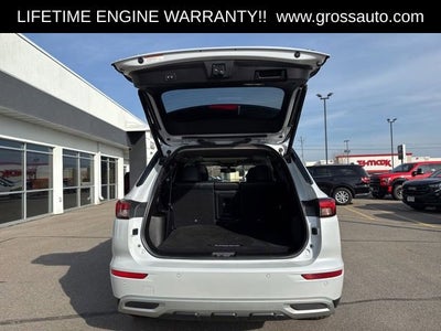 2024 Mitsubishi Outlander SE