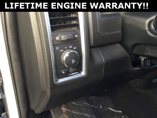 2021 RAM 1500 Classic Warlock Quad Cab 4x4 6'4' Box