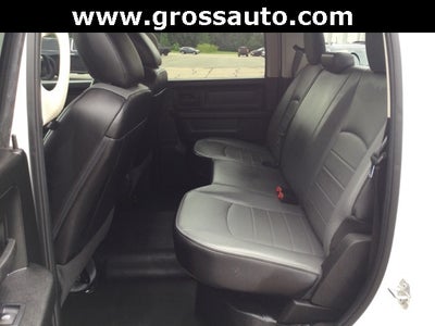 2023 RAM 1500 Classic Tradesman Crew Cab 4x4 6'4' Box