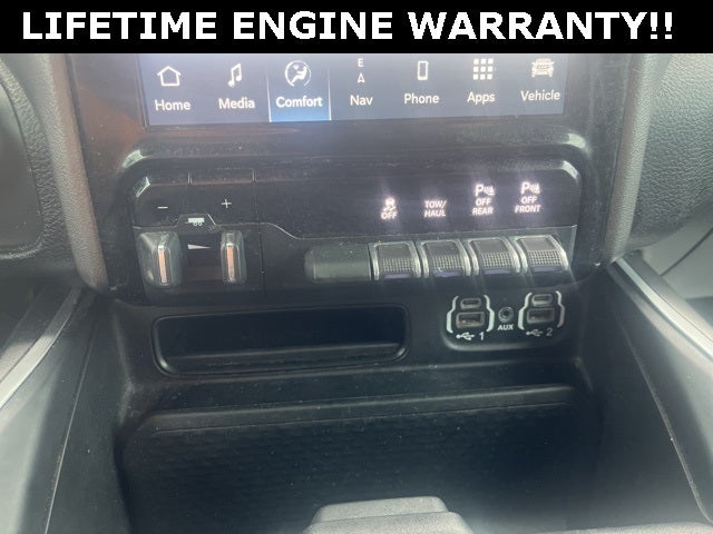 2022 RAM 1500 Big Horn Crew Cab 4x4 5'7' Box