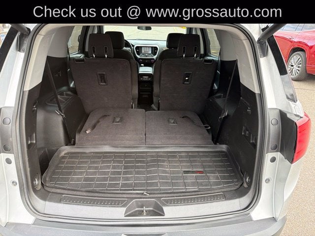 2017 GMC Acadia SLE-2