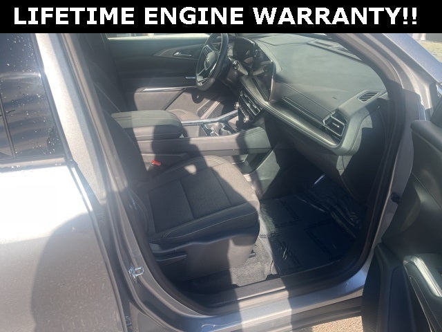 2025 Chevrolet Traverse AWD LT