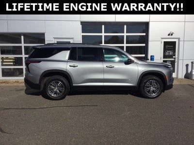 2025 Chevrolet Traverse AWD LT