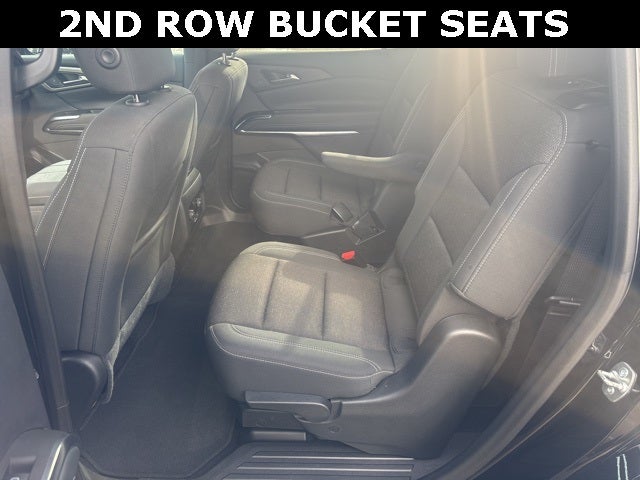 2025 Chevrolet Traverse AWD LT