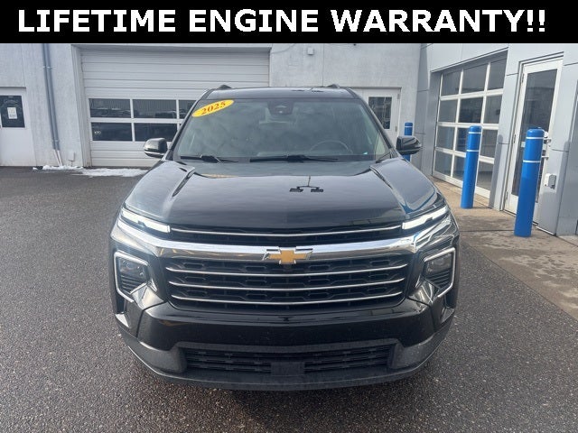 2025 Chevrolet Traverse AWD LT