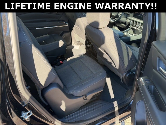 2025 Chevrolet Traverse LT 2LT