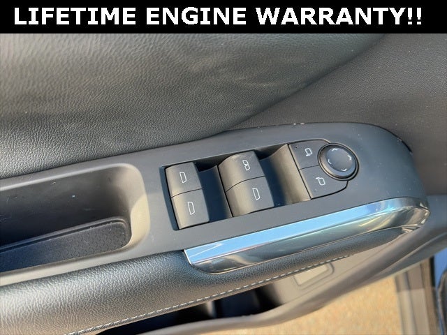 2025 Chevrolet Traverse LT 2LT