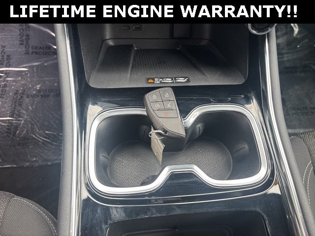 2025 Chevrolet Traverse AWD LT