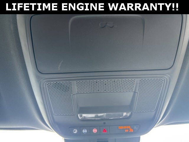 2025 Chevrolet Traverse AWD LT