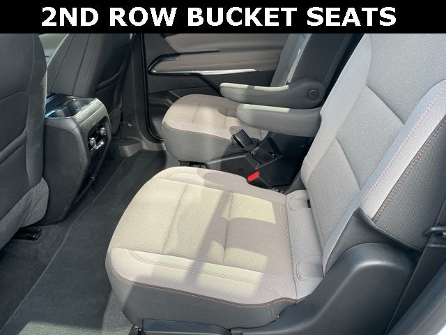 2025 Chevrolet Traverse LT 2LT