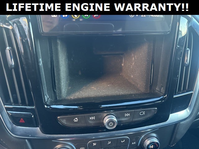 2022 Chevrolet Traverse AWD LT Leather