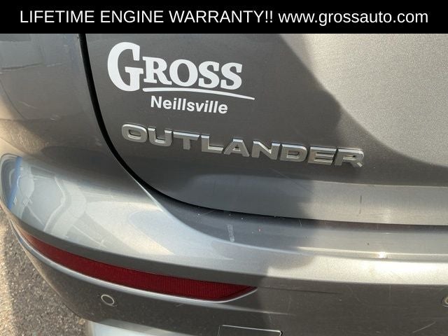 2022 Mitsubishi Outlander Black Edition